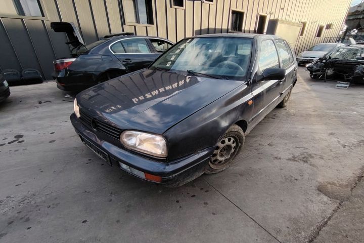 Usa / Portiera fata stanga Volkswagen VW Golf 1996 1.6 MT (75 hp)