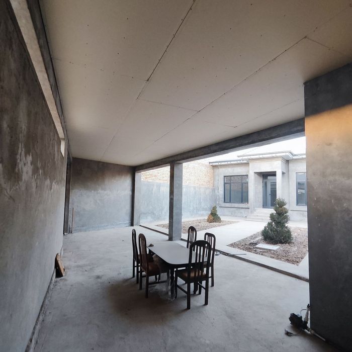 Фозиловда уй каропка сотилади