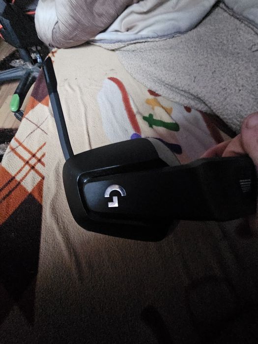 Casti Logitech G733