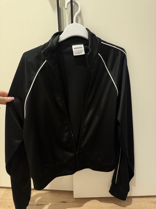 кофты, кардиганы, ветровки