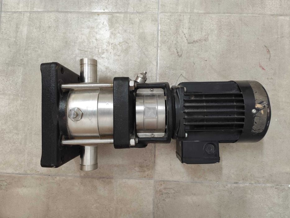 pompă centrifugă verticală multietajată Grundfos CRN 4