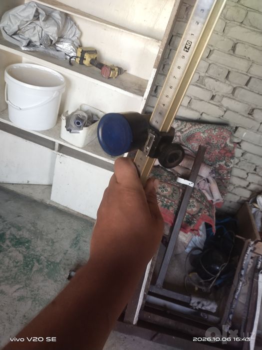 Oyna kesadigan shvabra sotiladi