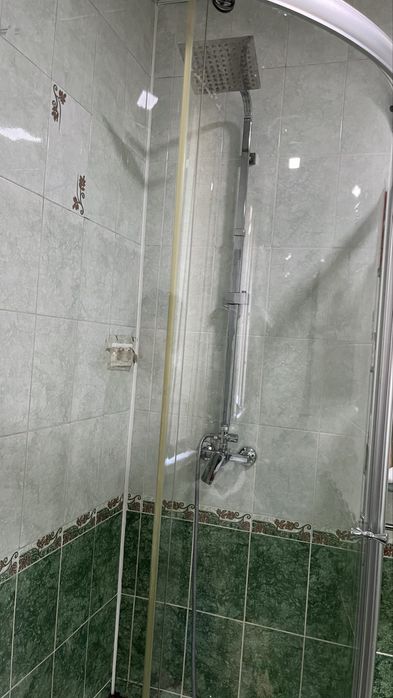 Продам душевую кабину