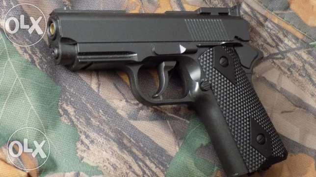 Pistol COLT Metalic TOT CO2 PUTERNIC,pusca Airsoft cu aer comprimat