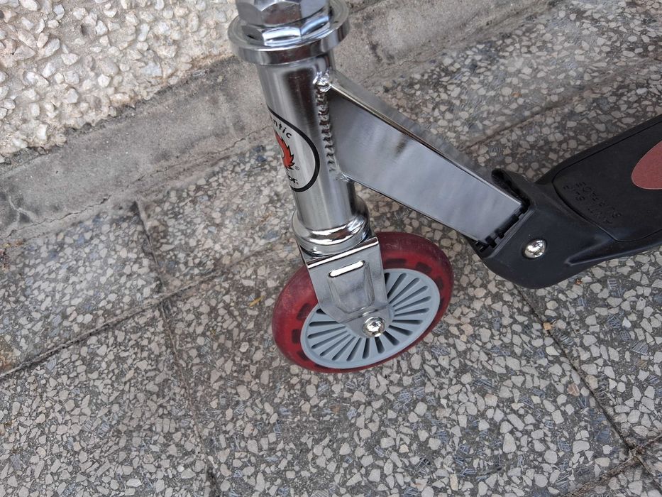 Детски скутер, 3-7 г., почти неупотребяван