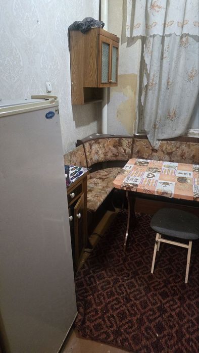 Юнусабад 14 кварталда 1'2 хона уй ижарага берилади