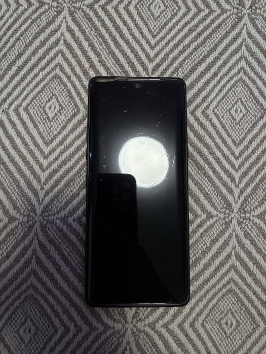 LG velvet impecabil liber de retea