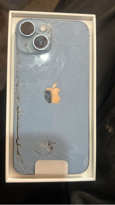 Vand urgent iphone 14 cu pixeli morti pret foarte bun!!!
