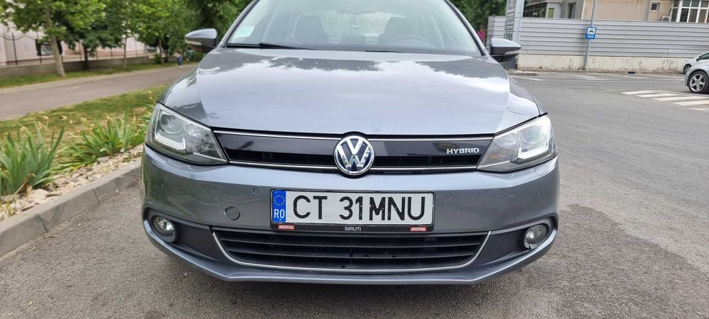 VOLKSWAGEN Jetta 2013 — imagine 3