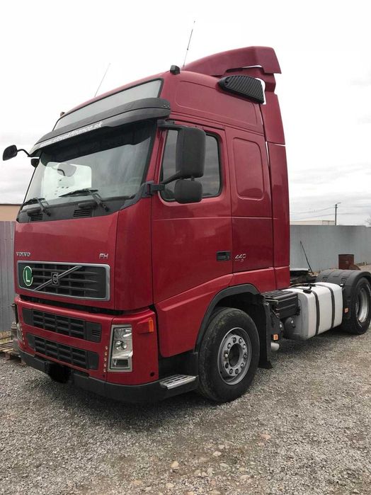 Dezmembrari camioane VOLVO FH FM euro 3 4 5
