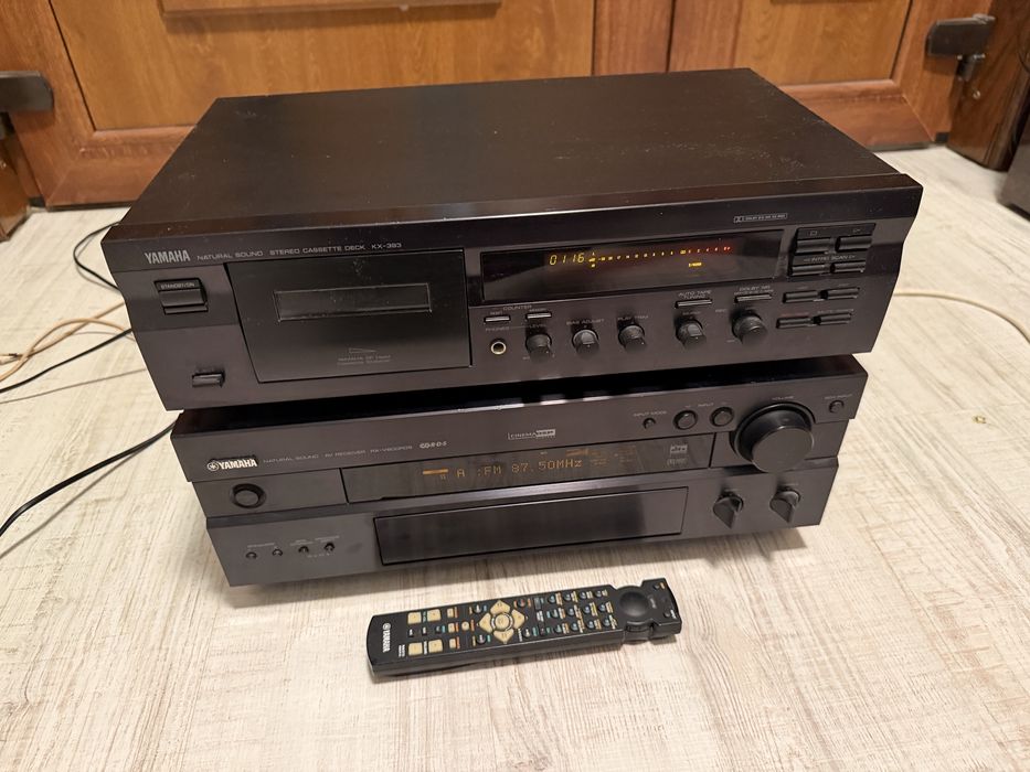 Linie Amplificator Yamaha RX V800 RDS si deck casetofon KX 393