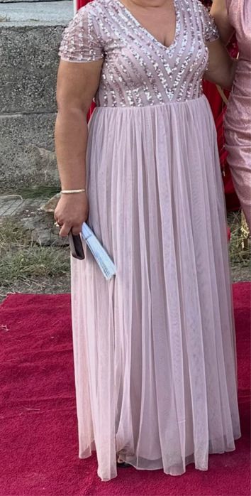 Официална Рокля