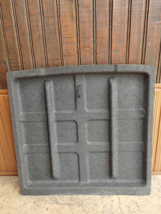 Кора върху резервна гума за багажник за Нисан Мурано 2006 г