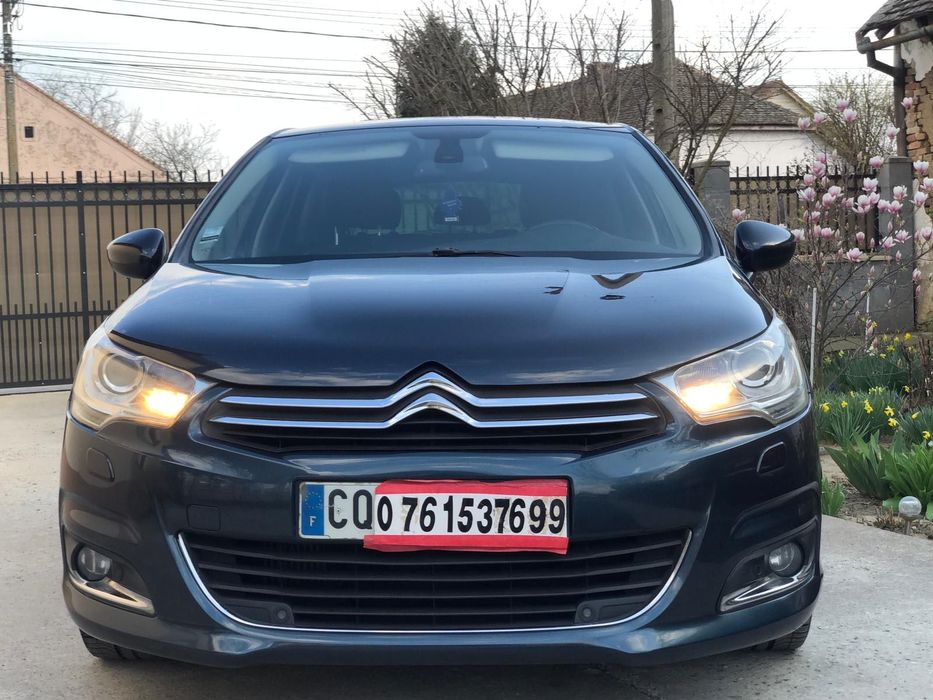 Citroën C4 Exclusive Automat Motor 1.6 HDI Xenon 2012 Navi Piele