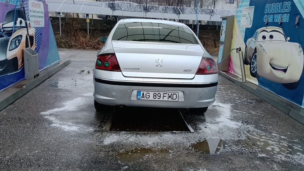 Vând Peugeot 407