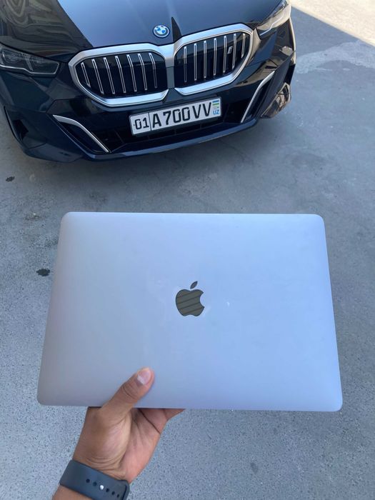 MacBook Pro 2016 (Touch Bar)