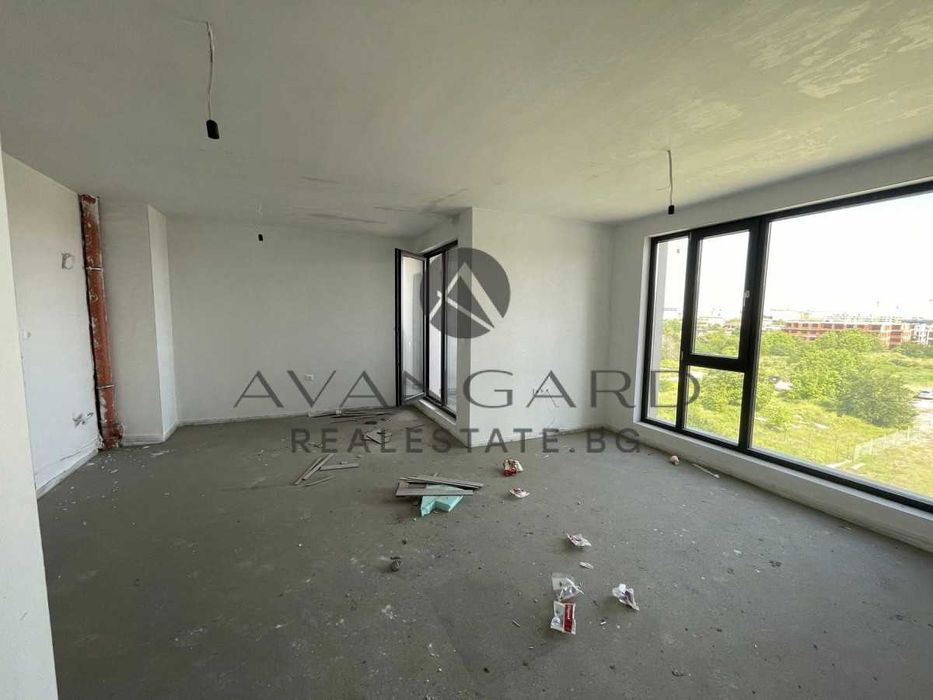 Продава се Двустаен апартамент в Пловдив, Остромила - 70 кв.м за 1643 €/кв.м - Снимка #1