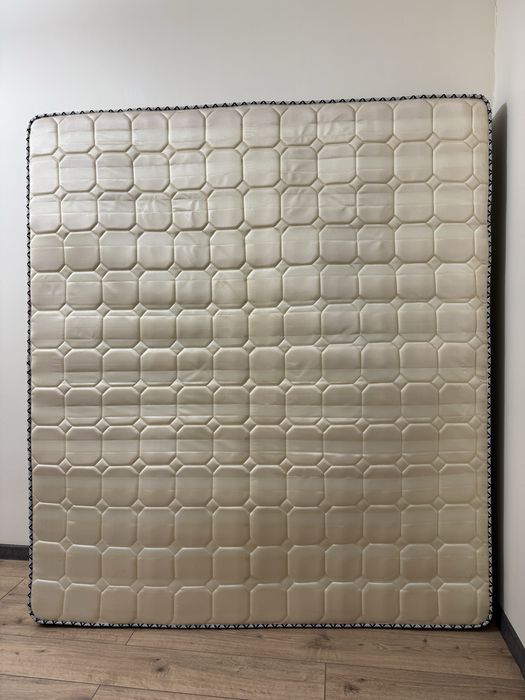 Продам Матрац б/у