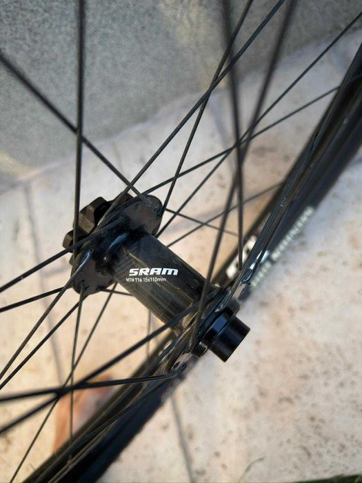Roata Fata 29" Boost - i25 ST Tubeless Service recent