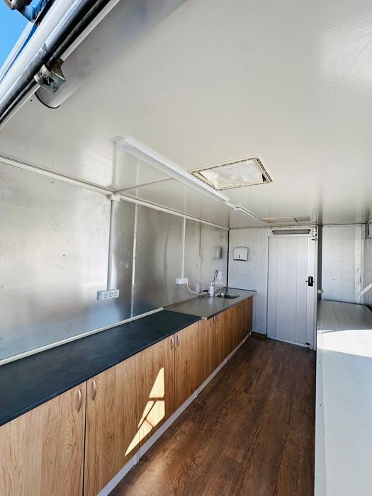 Mercedes sprinter fast food food truck rulota