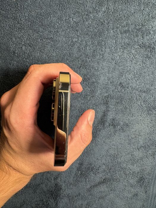 iPhone 14 Pro Gold