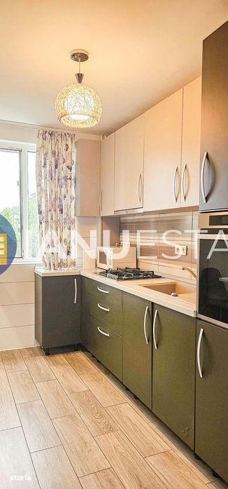 Titan 10` Metrou 1 Decembrie Ozana Parc IOR Renovat Parcare