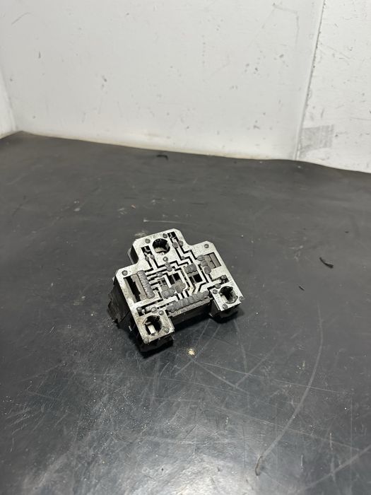 Soclu stop stanga spate Volkswagen Vw T4 Transporter Caravelle