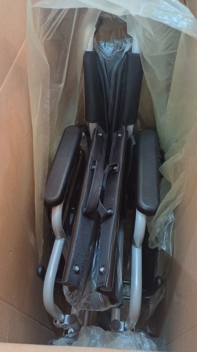 Коляска инвалидная НОВАЯ