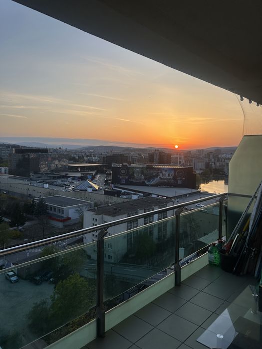 Inchiriez apartament Untold - iulius mall viva city