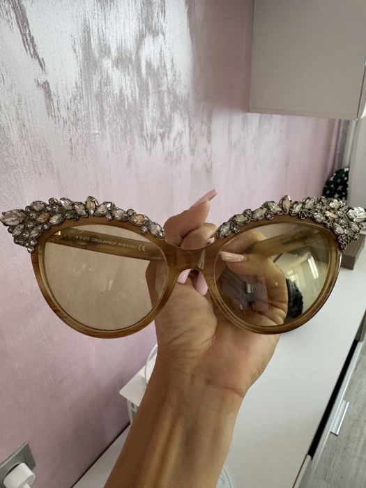 Уникални очила на DSQ2