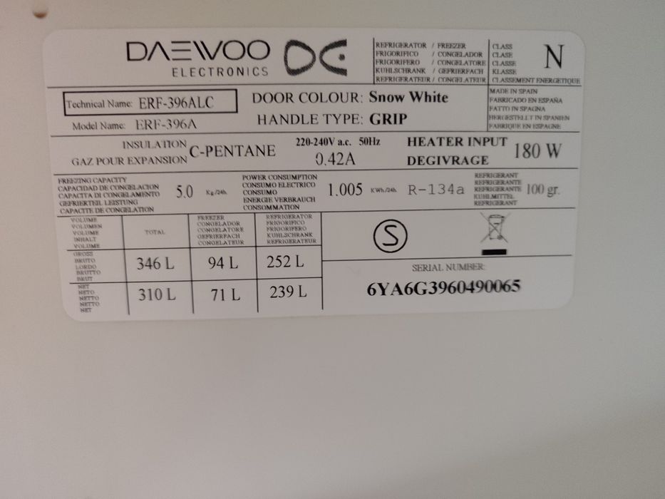 Холодильник Daewoo