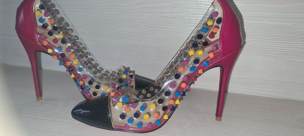 Продам шикарные туфли