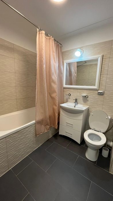 Apartament de închiriat