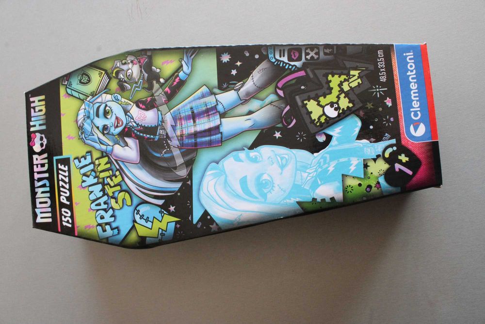 Monster High® Кукла Draculaura с гардероб Skulltimate Secrets +подарък