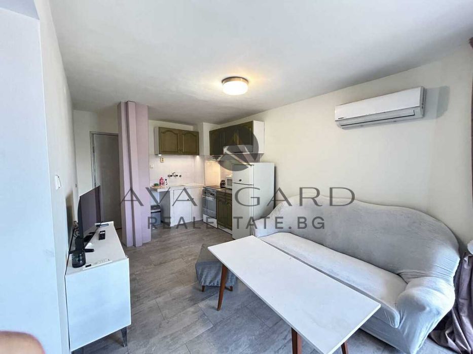 Продава се Двустаен апартамент в Пловдив, Кършияка - 65 кв.м за 1962 €/кв.м - Снимка #2