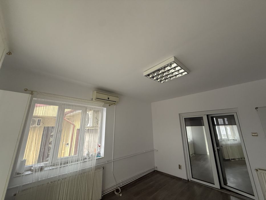 Inchiriez apartament pentru birouri