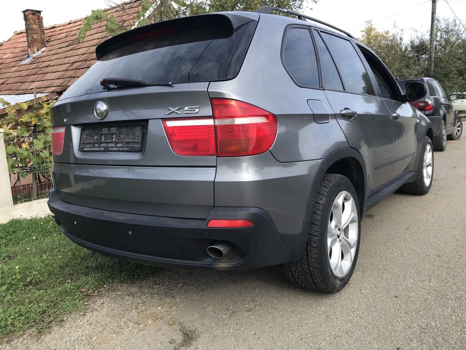 Capota far trager radiator piese bmw x5 e70 3.0 diesel 235 cai