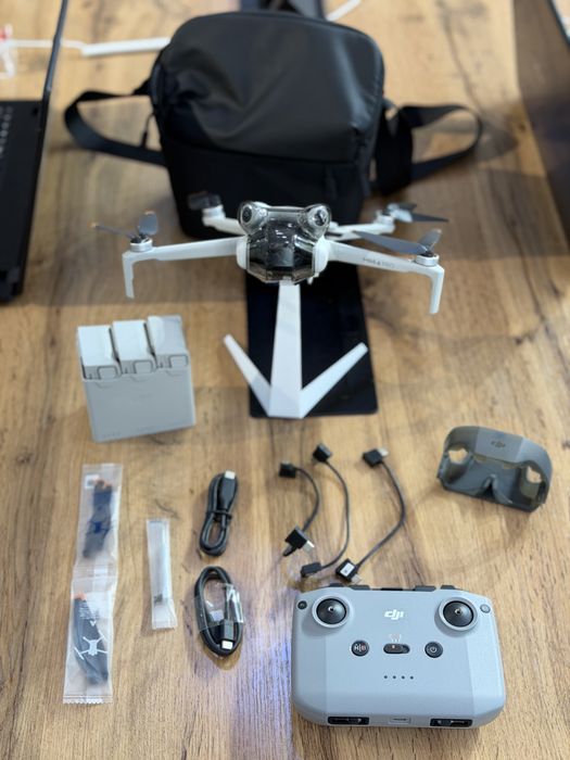 Dji mini 4 pro fly more combo plus