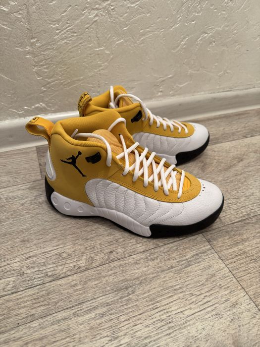 Продам кргссовки