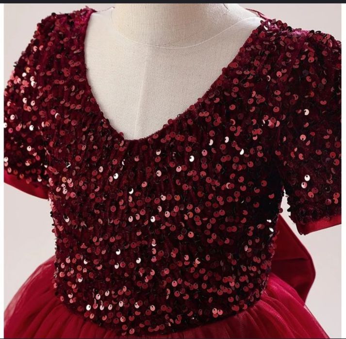 Rochie elegantă fete