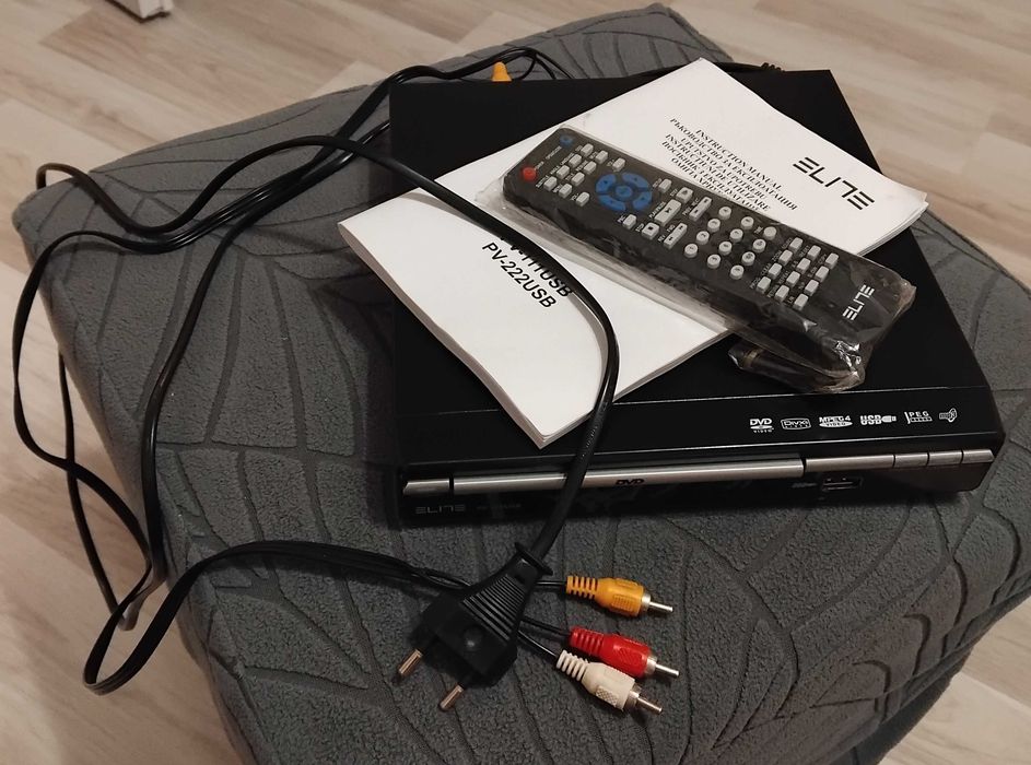 Продавам DVD Elite PV-222USB