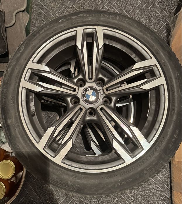 Диски на Бмв r18 с резиной