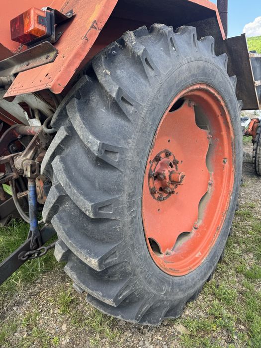 Tractor UTB 650