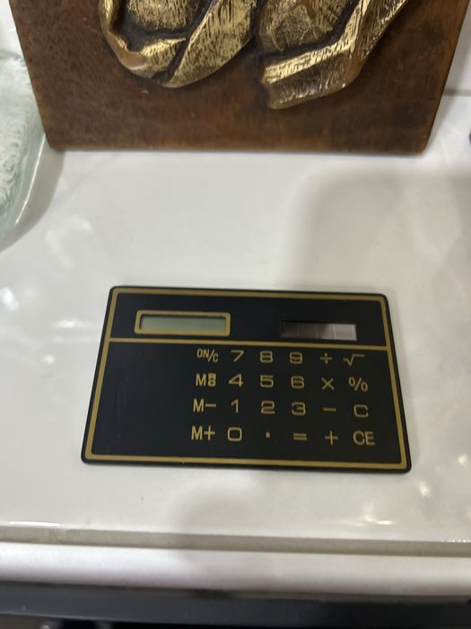 Ултра тънък калкулатор Германия