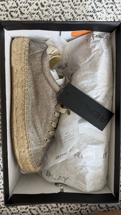 Еспадрили Replay в златисто