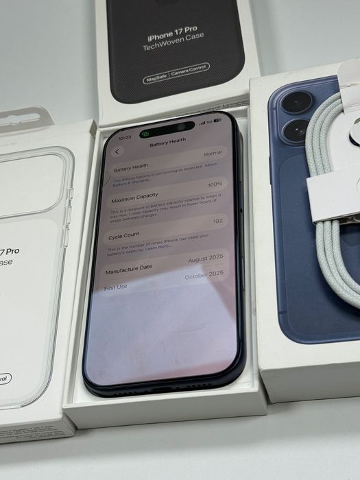 Apple iPhone 17 Pro 256GB - Deep Blue