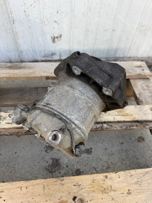 Компресор за климатик Sanden 8W83-19D629-AC за Range Rover / Jaguar