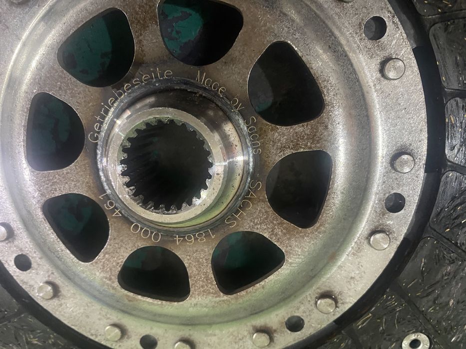 Sachs 240mm феродов и притискател За VW с 6 скорости