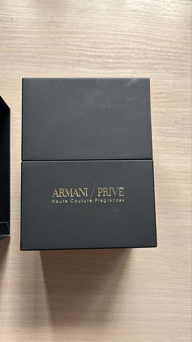 Продам ARMANI Vert Malachite