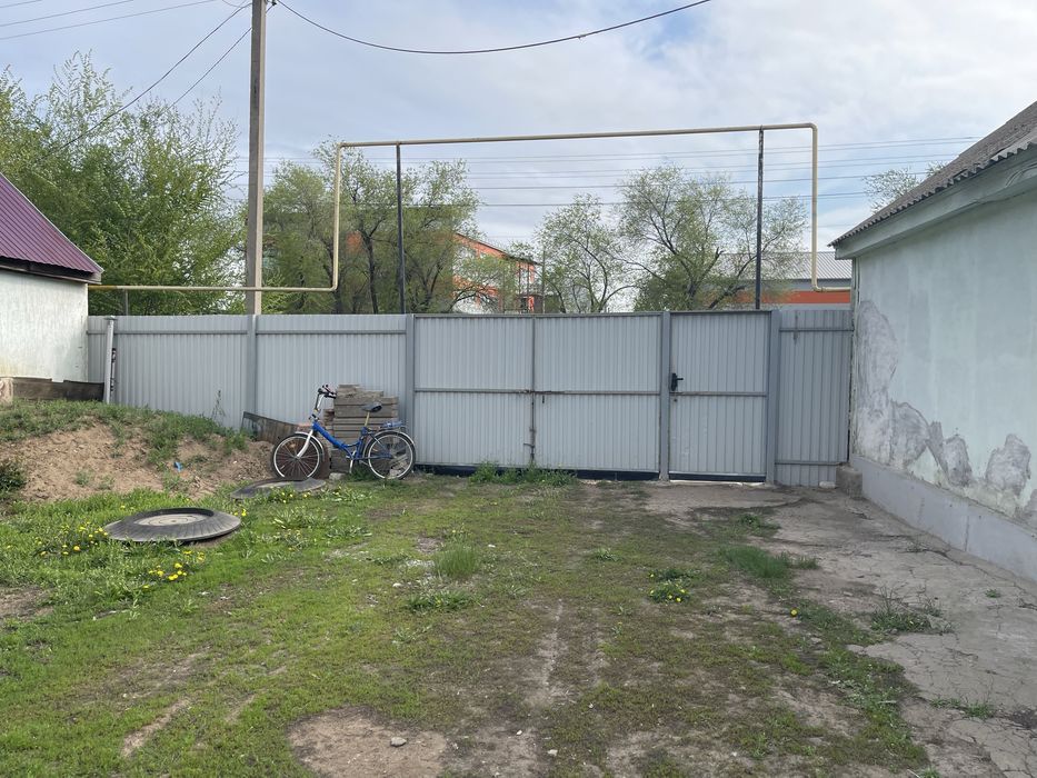 Продам 7 соток в городе — дом + недострой под ваши идеи